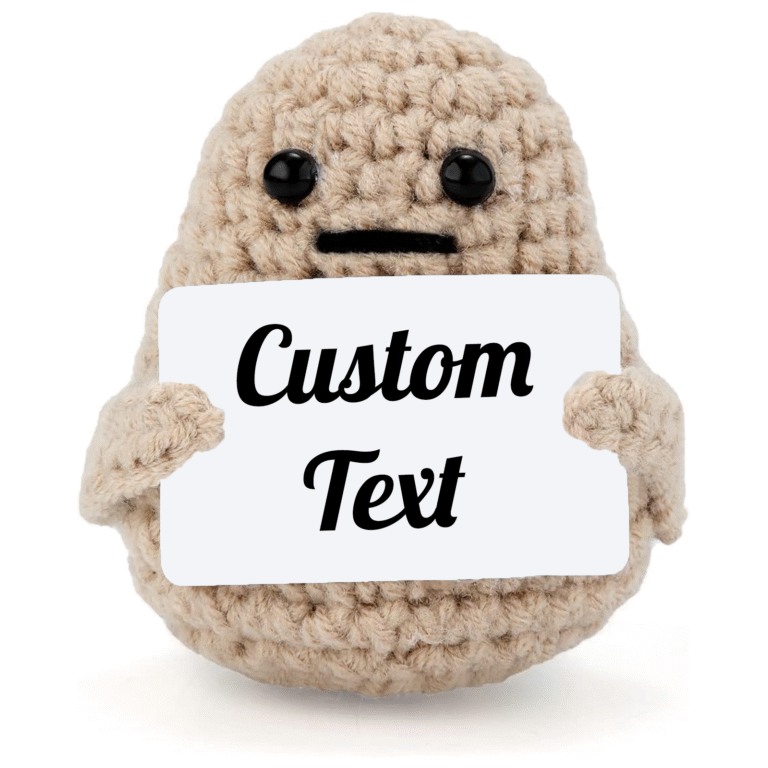 Beige crochet potatp character holding a customizable message card