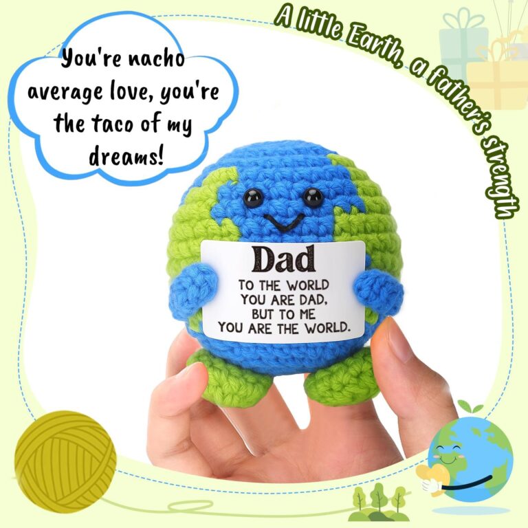 Crochet Earth Gift with a Personal Card